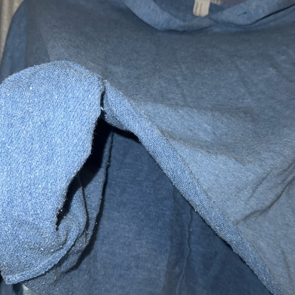 Forever 21 Cropped Hoodie - Picture 4 of 4